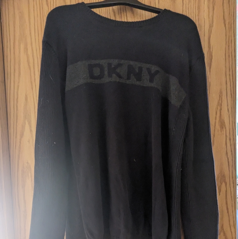 DKNY 2000's black sweatshirt